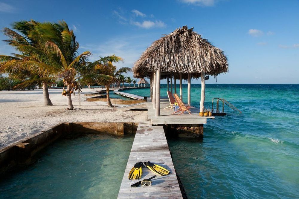 Hotel Royal Belize à Thatch Caye Extérieur photo