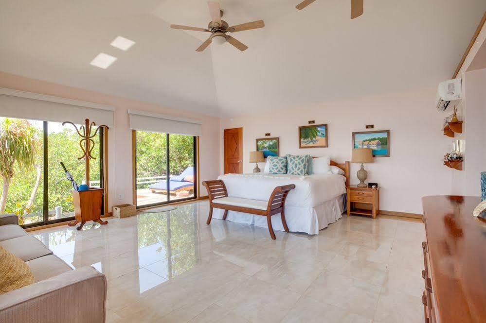 Hotel Royal Belize à Thatch Caye Extérieur photo