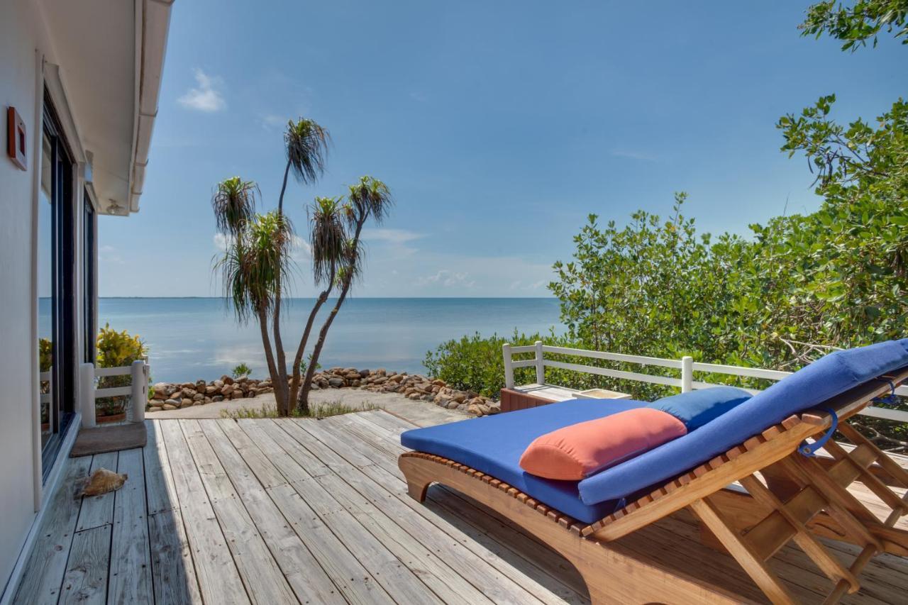 Hotel Royal Belize à Thatch Caye Extérieur photo